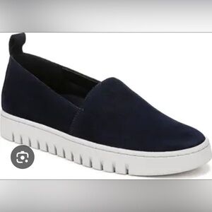 PRICE DROP!!!   Vionic Navy Slip-On Flats with White Sole